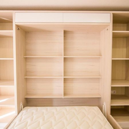 Apartamentos Plaza De Santiago - Estudios Turisticos - 1 Llave بينتو المظهر الخارجي الصورة
