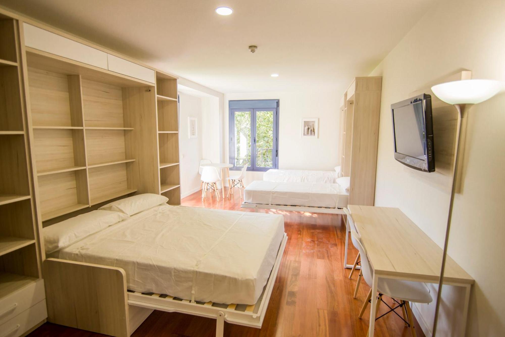 Apartamentos Plaza De Santiago - Estudios Turisticos - 1 Llave بينتو المظهر الخارجي الصورة