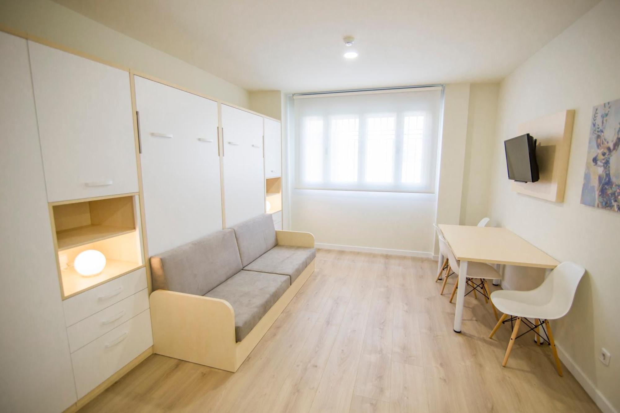 Apartamentos Plaza De Santiago - Estudios Turisticos - 1 Llave بينتو المظهر الخارجي الصورة