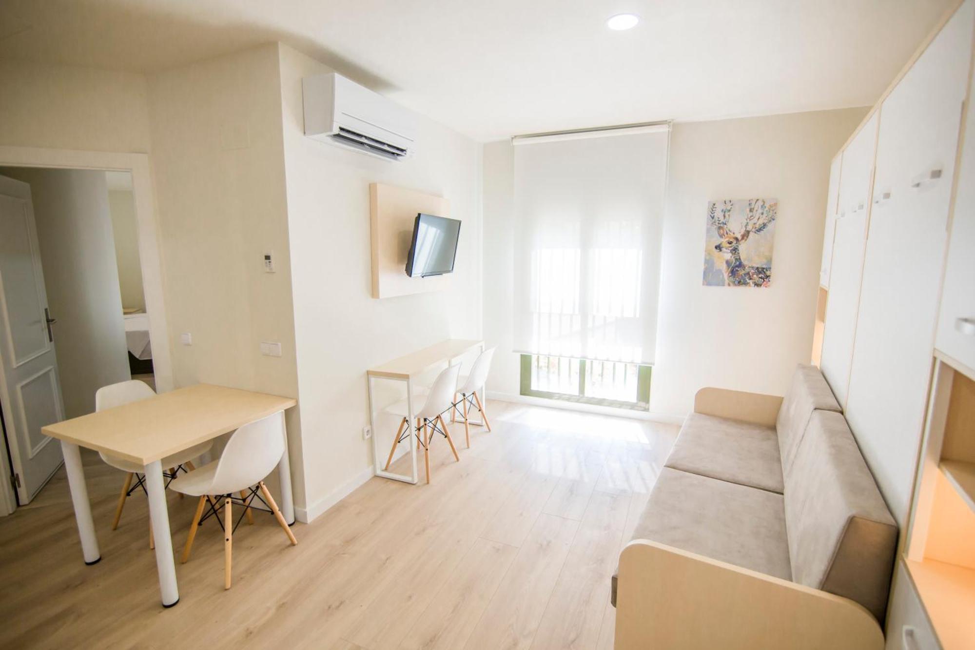 Apartamentos Plaza De Santiago - Estudios Turisticos - 1 Llave بينتو المظهر الخارجي الصورة