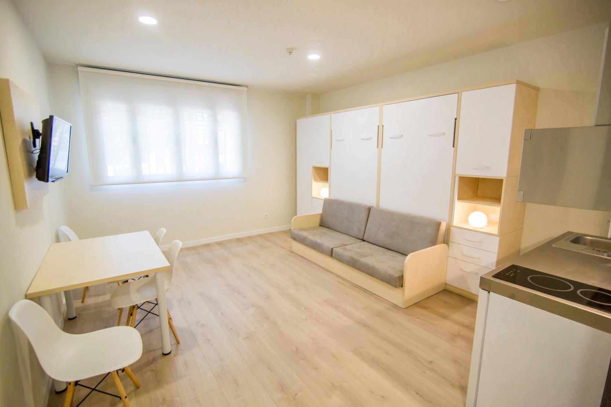 Apartamentos Plaza De Santiago - Estudios Turisticos - 1 Llave بينتو المظهر الخارجي الصورة