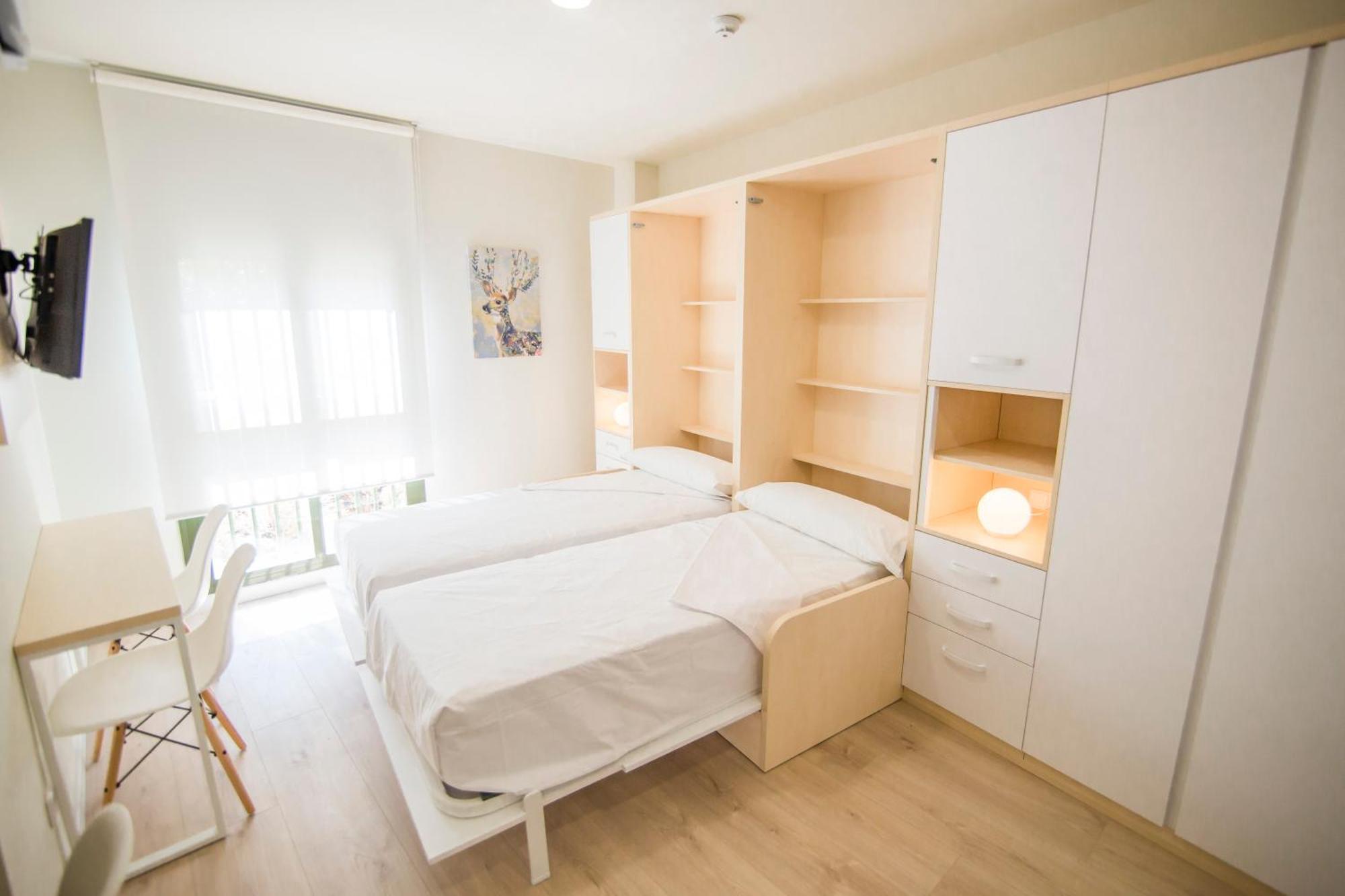 Apartamentos Plaza De Santiago - Estudios Turisticos - 1 Llave بينتو المظهر الخارجي الصورة