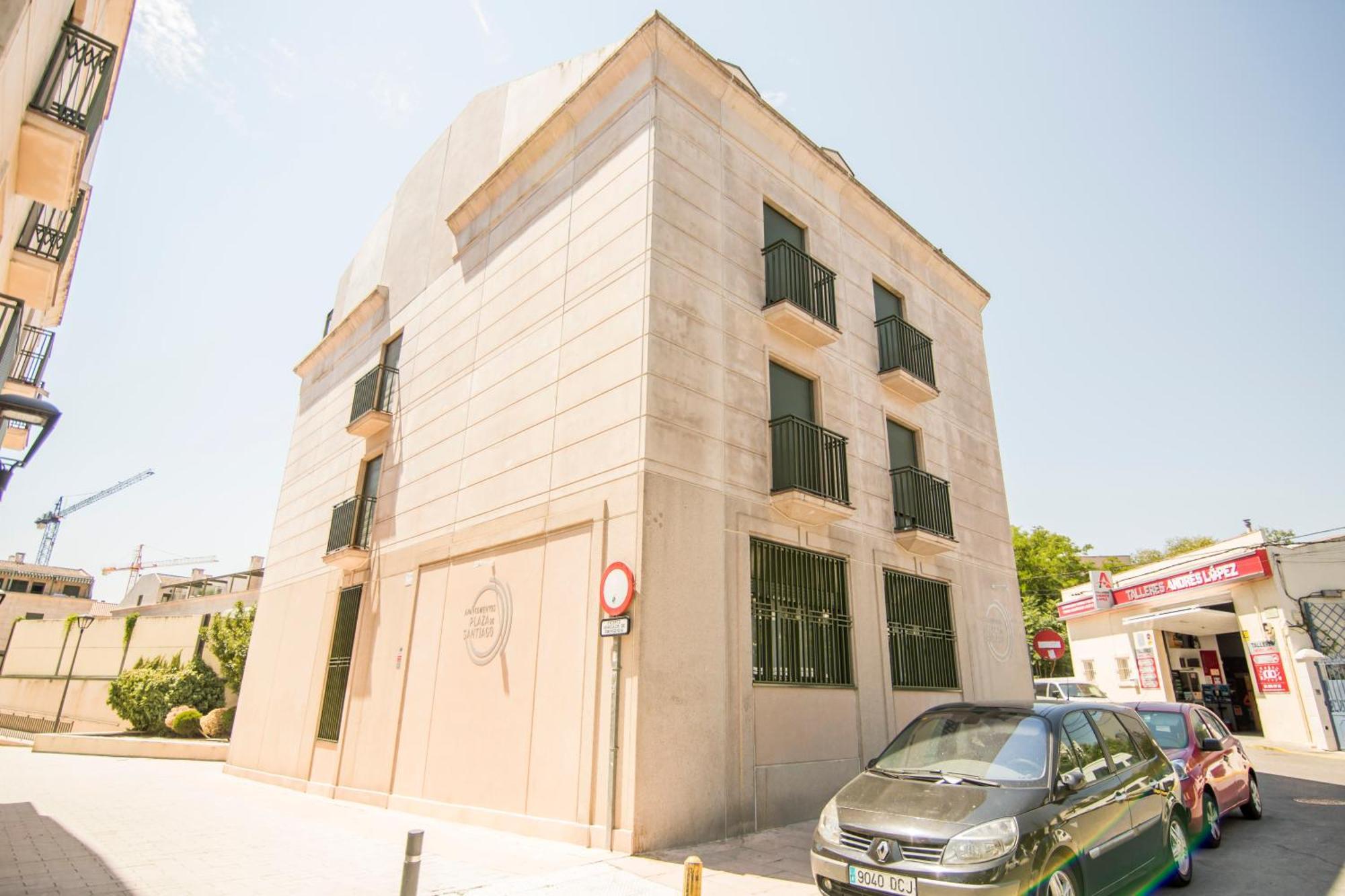 Apartamentos Plaza De Santiago - Estudios Turisticos - 1 Llave بينتو المظهر الخارجي الصورة