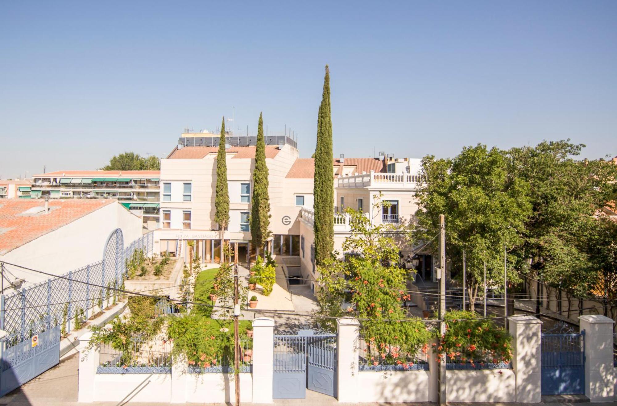 Apartamentos Plaza De Santiago - Estudios Turisticos - 1 Llave بينتو المظهر الخارجي الصورة